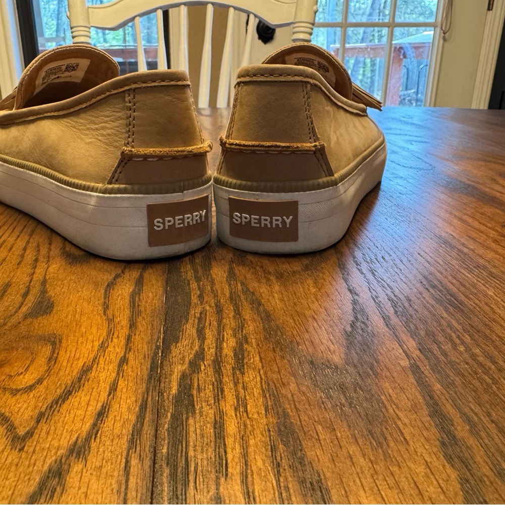 Sperry Women's Beige Tasseled Leather Slip On Comfort Flat Loafers Size 9 - Picture 11 of 12